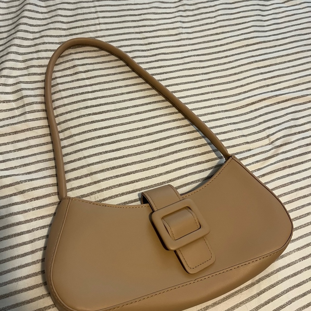 Elegant Tan Women's Bag